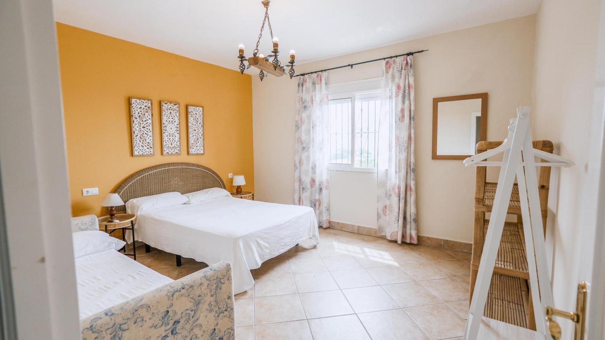 Casa Rural Los Garrovillos By Fontanilla Del Mar Holidays Rentals كونيل ذي لا فرونتيرا المظهر الخارجي الصورة
