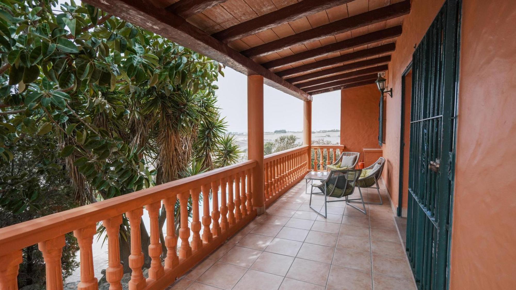 Casa Rural Los Garrovillos By Fontanilla Del Mar Holidays Rentals كونيل ذي لا فرونتيرا المظهر الخارجي الصورة