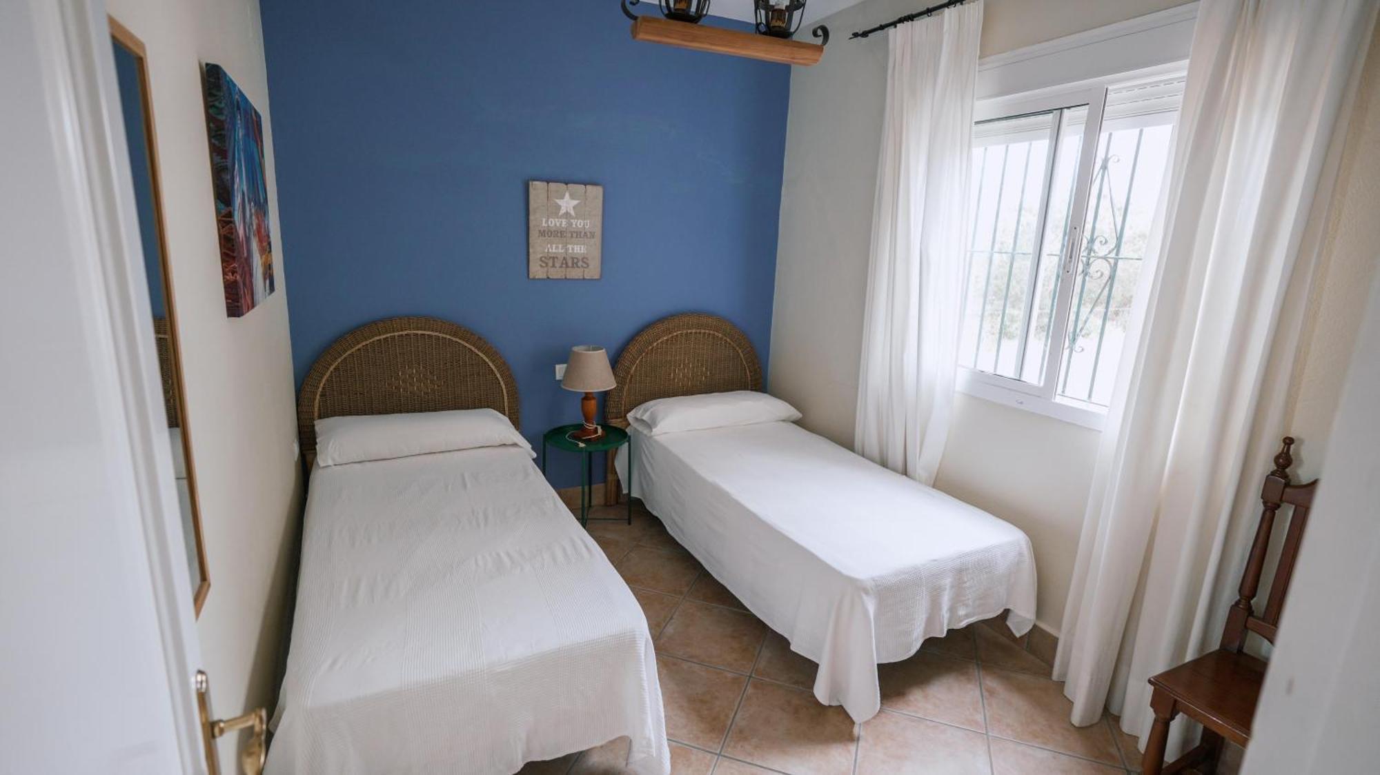 Casa Rural Los Garrovillos By Fontanilla Del Mar Holidays Rentals كونيل ذي لا فرونتيرا المظهر الخارجي الصورة