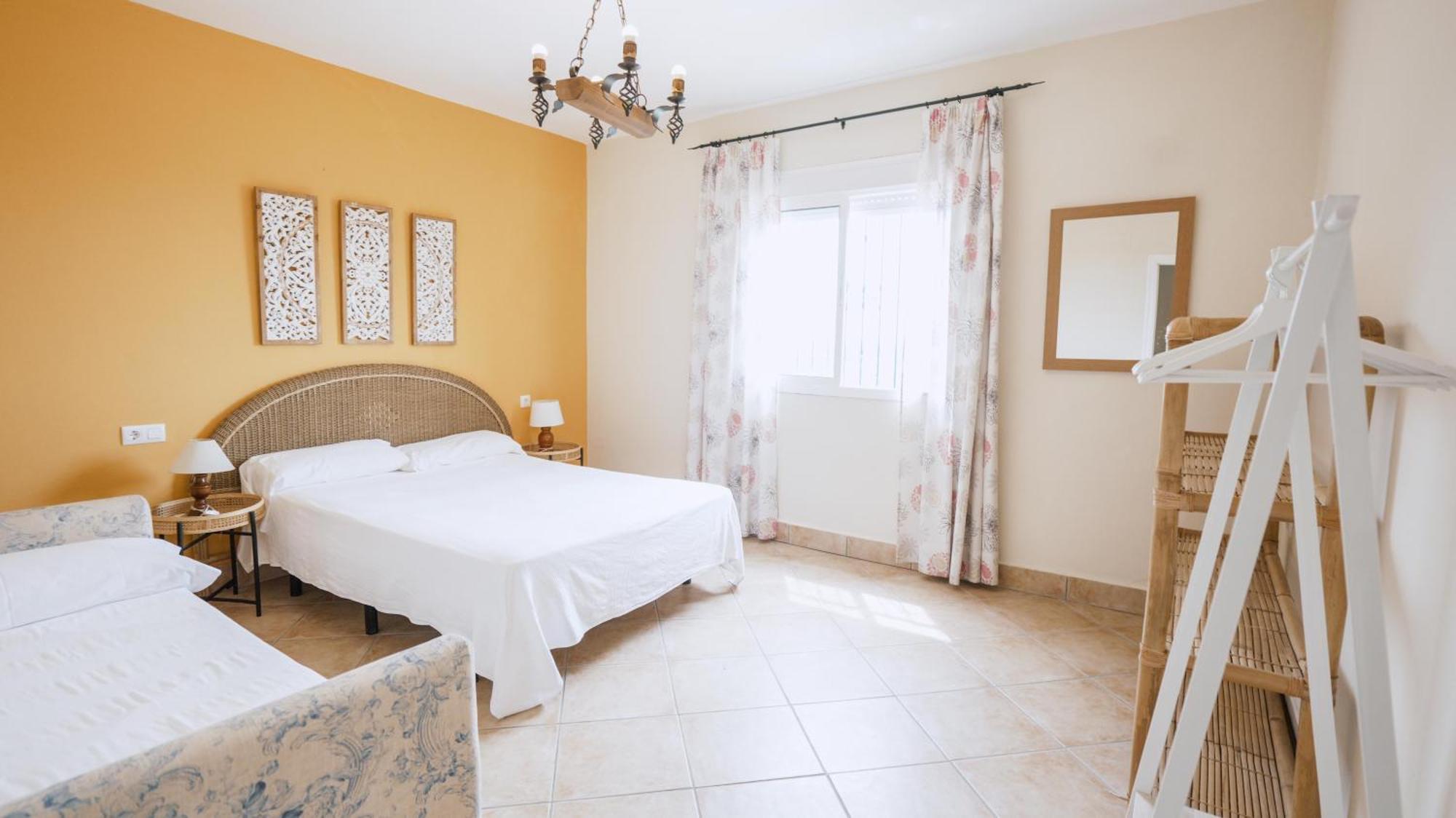 Casa Rural Los Garrovillos By Fontanilla Del Mar Holidays Rentals كونيل ذي لا فرونتيرا المظهر الخارجي الصورة